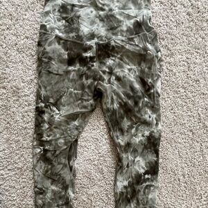 Lululemon high waisted Tie-Dye Leggings